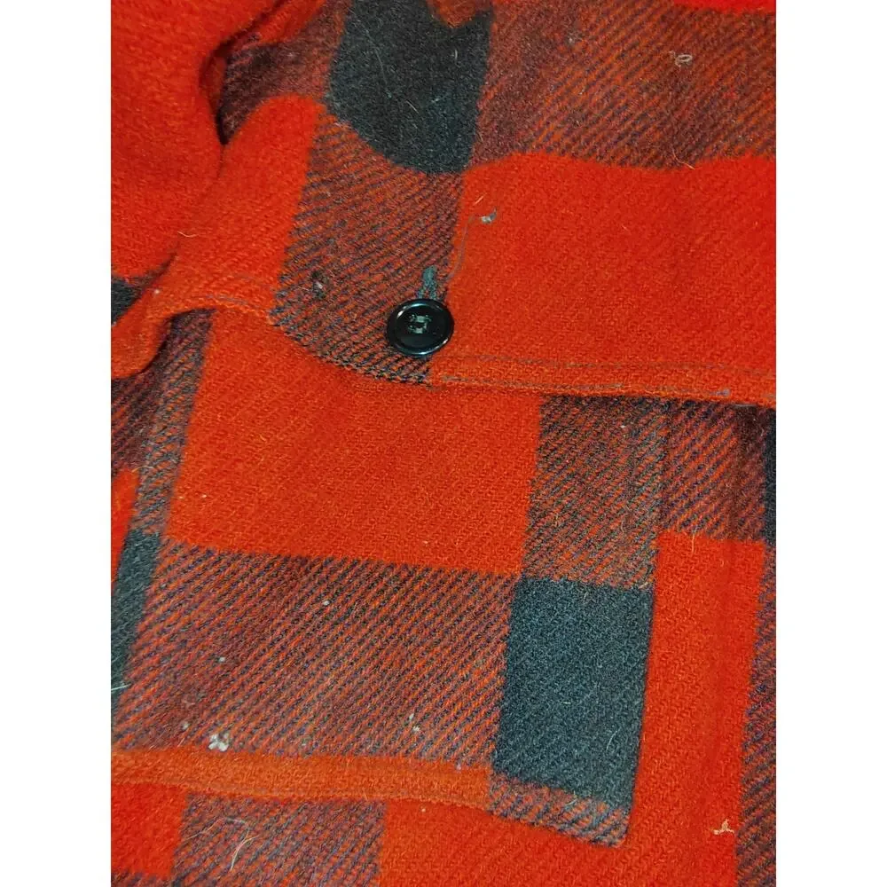 Vintage Johnson Woolen Mills Double Cape Hunting Jacket Red/Black Plaid 40/42